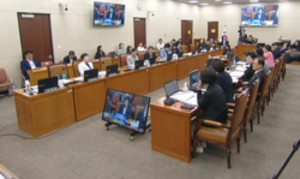18일 진행된 건보공단과 심평원 국정감사에서는 여야 의원들이 문재인 케어를 두고 포퓰리즘 논쟁을 벌였다.