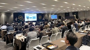 사노피는 지난 19일, 그랜드 워커힐 서울에서 열린 대한소아청소년과학회 학술대회에서 6가 DTaP 혼합백신의 국내 임상 데이터와 이점 등을 공유하는 런천 심포지엄을 진행했다고 밝혔다.