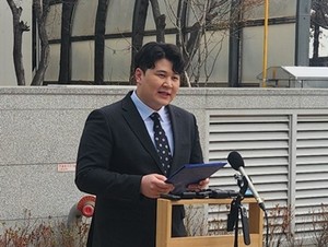류옥하다 전 인턴.