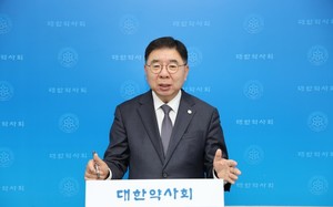 박영달 수가협상단장은 간절함을 바탕으로 약국의 어려움을 건보공단에 전달하겠다고 밝혔다.