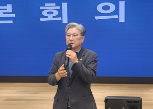 ▲ 강대식 신임 이사장.