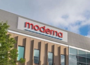 모더나는 코로나19ㆍ인플루엔자 혼합 백신의 긍정적인 3상 데이터를 확보함에 따라 곧 전 세계 규제당국과 다음 단계를 논의할 계획이다.
