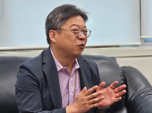 ▲ 고호연 과장은 최근 신텍스제약의 GMP 적합판정 취소 처분을 공개하지 못했던 배경을 설명했다.