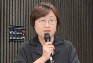최안나 대변인.