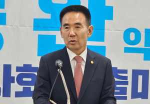 ▲ 김종환 전 서울시약사회장이 제41대 대한약사회장 선거에 출마하겠다고 선언했다.