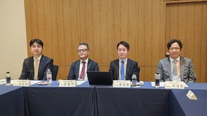 ▲ (왼쪽부터) 조도상 총무이사, 조정기 회장, 윤승환 차기 회장, 박정윤 차기 총무이사.