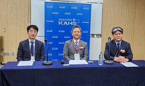 ▲ (왼쪽부터) 양대원 부회장, 박창영 회장, 김현승 부회장.