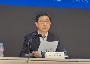 박형욱 위원장.
