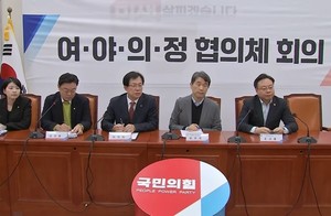▲ 파행된 여야의정 협의체를 두고 정부와 야당의 진단이 달랐다.