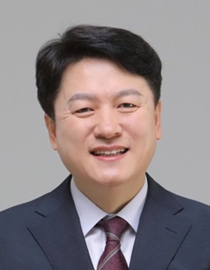 ▲ 윤성찬 회장