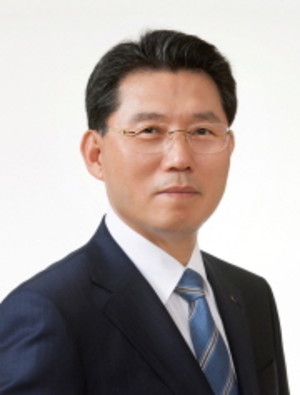 홍성한 이사장.