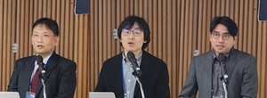 ▲ (왼쪽부터) 최준일 이사, 박성호 이사, 이충욱 이사.
