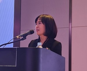 ▲ 김영진 회장.