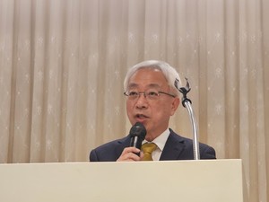▲ 김정수 신임 회장은 개방적인 동문회를 운영하겠다고 밝혔다.