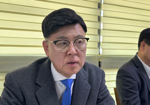 ▲ 이명수 이사장은 2025년 업무 목표를 설명했다.