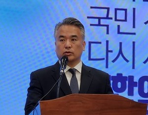 김성근 대변인.