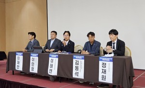 ▲ 대한충격파재생의학회는 1일 정부의 비급여 관리 및 실손보험 정책, 무엇이 문제인가를 주제로 국민치료선택권 보장을 위한 의료정책토론회를 개최했다.