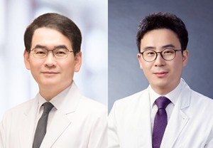 ▲ 박도중 교수(왼쪽)와 이호진 교수.