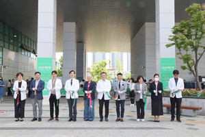 ▲ 국립암센터가 2025년 리본마켓을 개최했다.