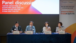 한국GSK가 보카브리아와 레캄비스 주사요법 급여 적용 및 출시를 기념해 마련한 기자간담회에서 서울의료원 감염내과 최재필 교수와 충남대학교병원 감염내과 김연숙 교수는 HIV 감염인들이 겪고 있는 낙인(stigma)과 장기지속형 주사요법의 임상적 가치를 조명했다.