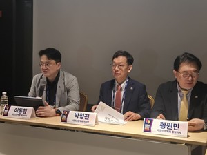 대한신장학회는 20일 학술대회 기자간담회에서 만성콩팥병(CKD)에 대한 범정부적 대책 마련을 촉구했다. 