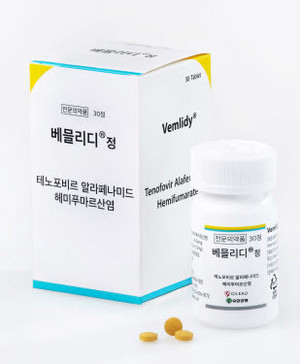 길리어드 사이언스 코리아는 자사의 B형간염 치료제 베믈리디정(성분명: 테노포비르 알라페나미드)이 식품의약품안전처로부터 만 6세 이상 소아 환자의 만성 B형간염 치료 적응증을 추가로 승인받았다고 밝혔다.
