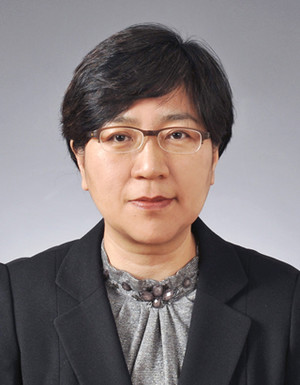 오는 18일 청문회를 앞두고 있는 정은경 복지부장관 후보자에 업계 관심이 쏠리고 있다.