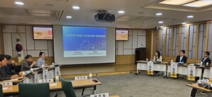 개혁신당 이주영 의원은 17일 한국인공지능ㆍ소프트웨어산업협회와 함께 국회의원회관에서 ‘의료데이터 활용도 제고를 위한 정책토론회’를 열었다.