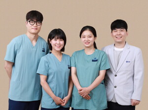 충남대학교병원 간호연구팀 간호사(의료질관리팀 이찬, 221병동 김진아, 마취통증의학과 한태수, 221병동 홍나은)들이 국제학술지 ‘Geriatric Nursing(IF 2.6)’ 최근호에 연구논문을 게재했다.