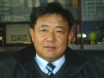 송암약품 김성규 사장은 "반품의 상당 부분은 약국 관리 부실 때문에 발생한다"고 말했다.