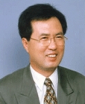 김동주 소장은 미래 약국을 먹여 살리는 것은 일반약이라며 약사의 가치와 특권을 가지고 OTC를 활성화 시켜야 한다고 강조했다.