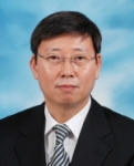 김종우 의무부총장 겸 의료원장.