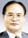 신언항 보건복지대학원장.