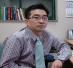 힘찬병원 정형외과 황필성 과장은 자신의 발에 맞는 신발을 신어야 한다고 강조했다.