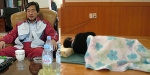 단식 8일째를 맞고 있는 황치엽 도협회장의 건강이 급속히 악화되고 있다. 협회는 만일의 사태에 대비해 의료진을 대기시키는 등 긴장된 모습을 보이고 있다.
