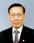 허근 윤리 이사는 당번약국에 대한 자발적 참여 유도가 중요하기 때문에 강제적인 처벌만이 능사가 아니라는 입장을 밝혔다.