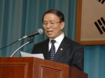 윤여표 식약청장이 불필요한 규제 개혁의 필요성을 역설하고 있다.
