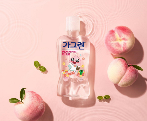 ▲ 동아제약은 가그린 피치민트 향을 새롭게 출시했다고 7일 밝혔다. 이번에 선보이는 피치민트 향은 올 여름에만 판매되는 한정 제품이다.