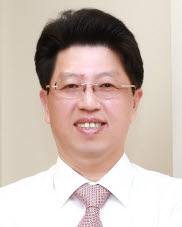▲ 김기웅 교수.