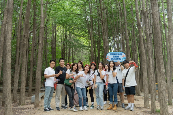 ▲ 한국BMS제약 BMS ‘세계 환자 주간(Global Patient Week)’을 맞아 14일, 전국 각지에서 암 환자들을 응원하는 걷기 후원 행사 ‘2023 BMS Steps for Patients’를 진행했다