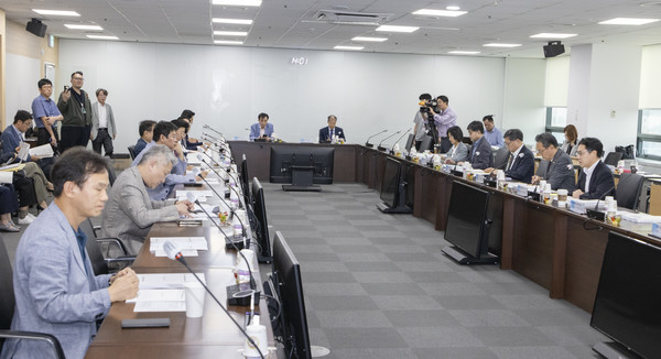 ▲ 건강보험정책심의위원회는 21일, 제3차 상대가치 개편안을 의결했다.