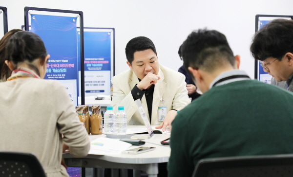 ▲ 가톨릭대학교 산학협력단은 지난 29일 단국대학교 산학협력단과 공동으로 바이오 분야 기술설명회와 상담회를 개최했다.