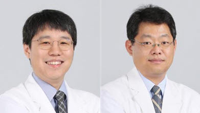 ▲ 유상준 교수(왼쪽)와 정지봉 교수