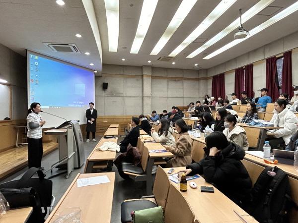 ▲ 원주세브란스기독병원 행동발달증진센터가 ‘2023 오티즘 레이스’ 행사에 참여했다