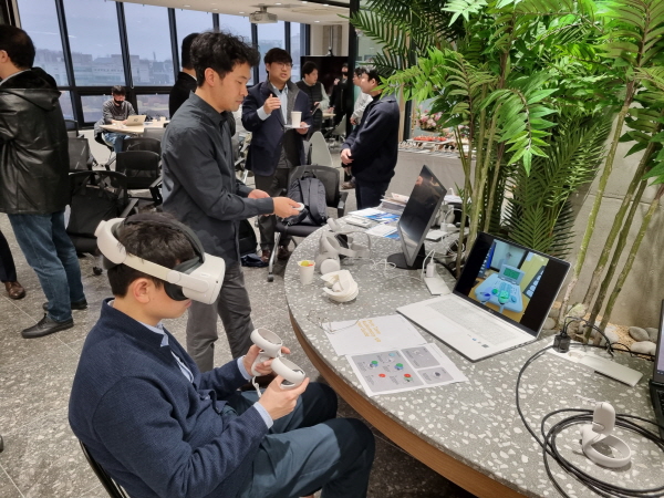 ▲ 연세대학교 원주세브란스기독병원은 지난 15일 강원테크노파크 모바일헬스케어지원센터에서 ‘2023년도 가상현실 기반 어지러움증 기술개발 오픈이노베이션 네트워킹 행사’를 개최했다.