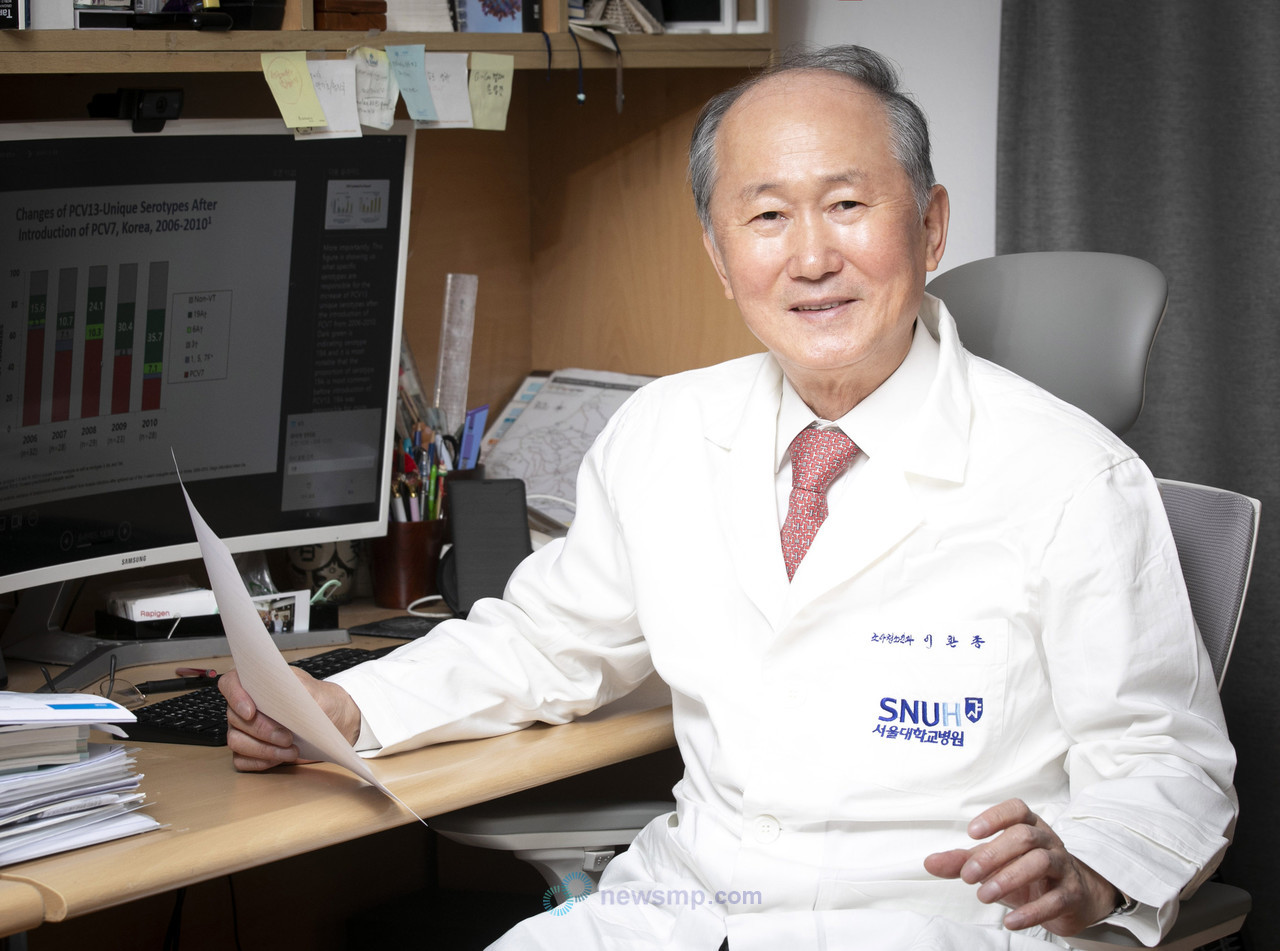 ▲ 의약뉴스는 다년간 보건복지부 예방접종위원회 위원장을 역임하며 영유아 대상 폐렴구균 백신의 국가예방접종(NIP) 도입을 이끄는 등 국가 감염병 관련 정책 결정에 중요한 역할을 해온 서울대학교 소아청소년과 이환종 교수를 만나 폐렴구균 백신에 있어 커버리지와 리얼월드 데이터, 그리고 면역원성의 무게를 조명했다.