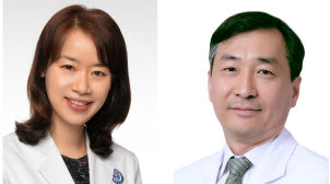 ▲ 이정일 교수(왼쪽)와 이현웅 교수